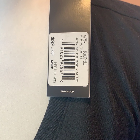 NWT - women’s tee - Picture 3 of 4